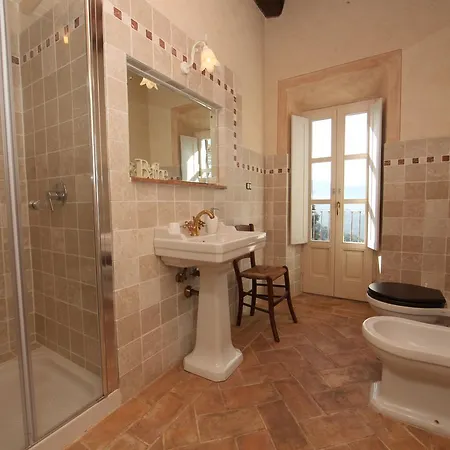 Alojamento de Acomodação e Pequeno-almoço Fonte Di Zeno Marciana (Isola d'Elba)